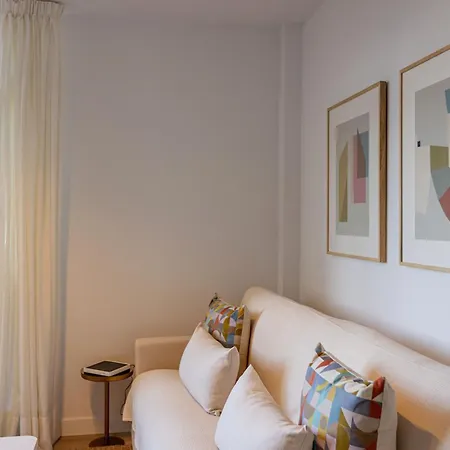 Frente A La Playa De Canteras S1 *