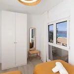 Frente A La Playa De Canteras S1